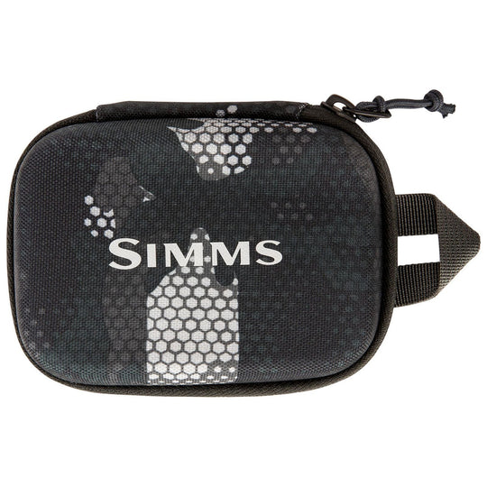 Simms Fish Whistle 2.0, Hex Flo Camo Carbon