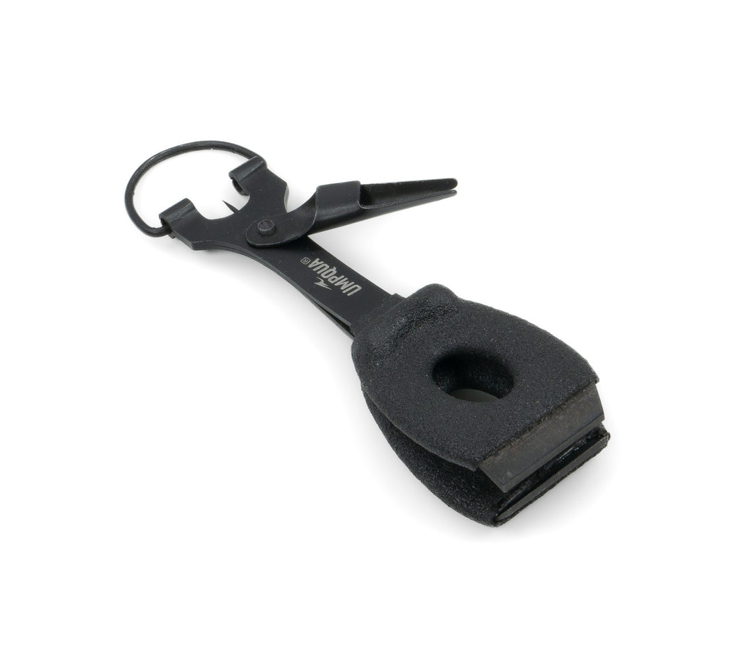 Umpqua River Grip Nipper Knot Tool