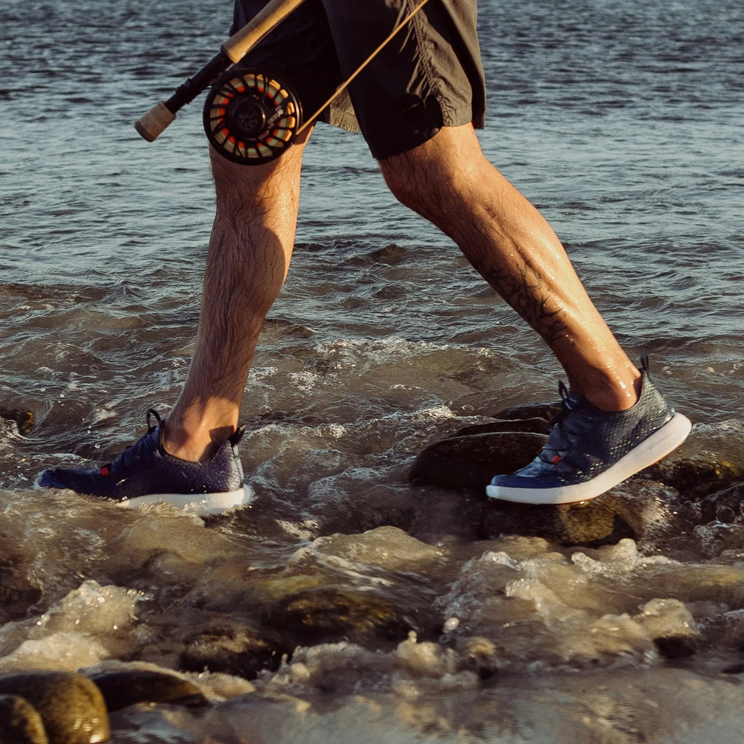 Grundens CrossCurrent Boat Shoe, Alt Rollover Pdp