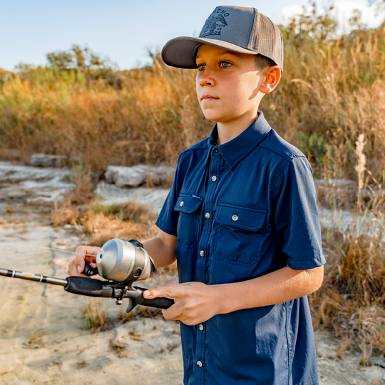 Poncho The Pond Hopper Short Sleeve Shirt, Hollow